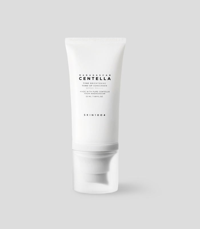 skin1004-madagascar-centella-tone-brightening-tone-up-sunscreen-50ml SKIN1004 Madagascar Centella Tone Brightening Tone-Up Sunscreen SPF50+ PA++++ 50ml - Image 1
